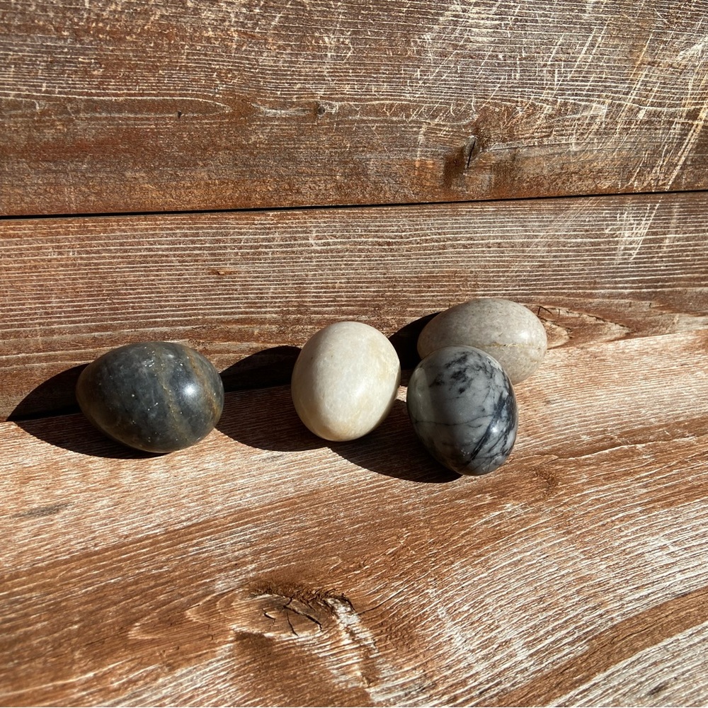 Stone Eggs (4 included)